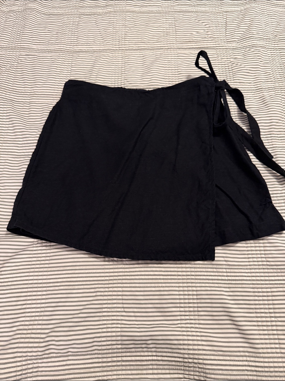 Nine West Black Wrap Skort